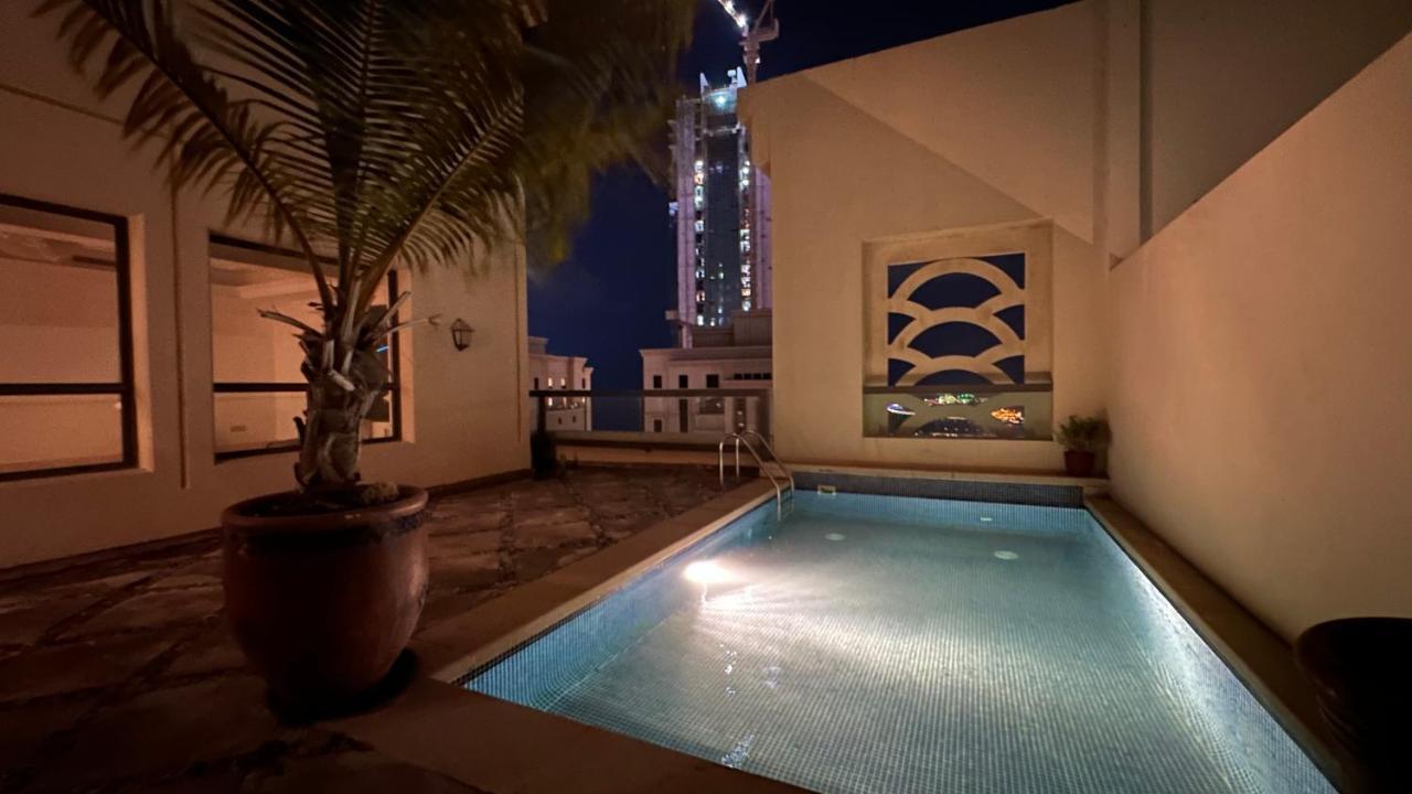 Neyar Beach Vibes - The Penthouse Hostel Dubai Exterior photo