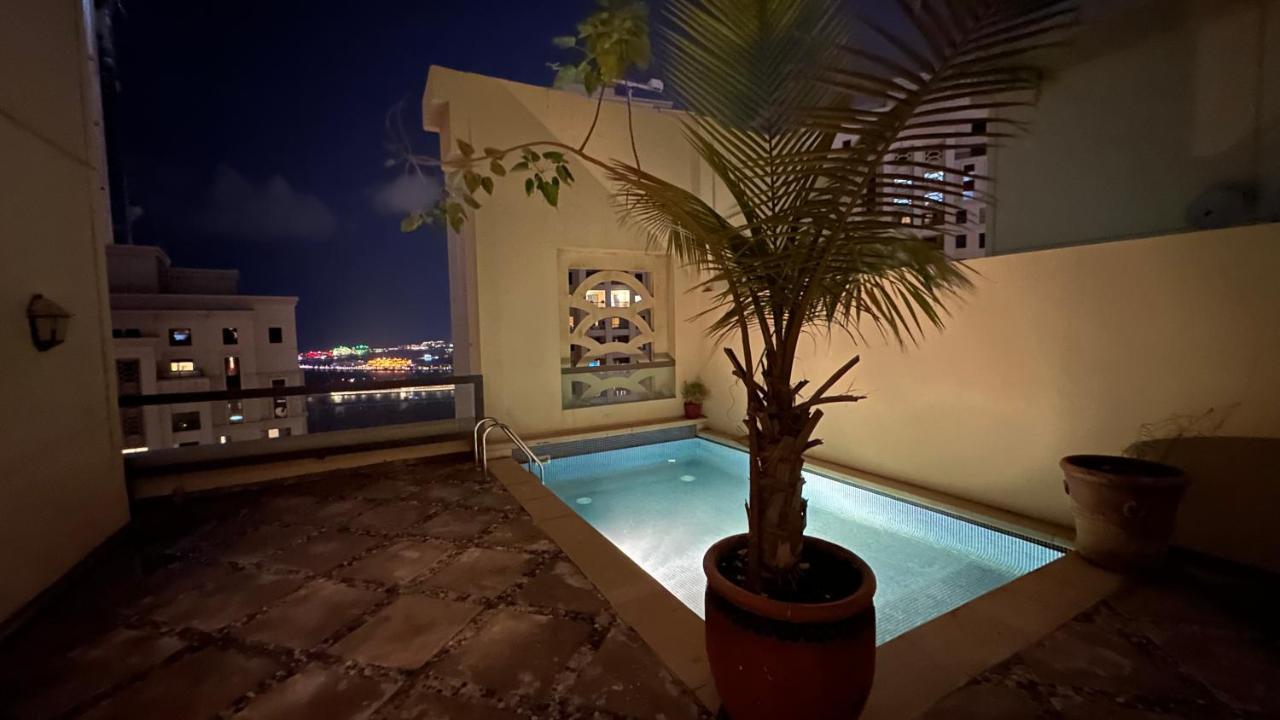 Neyar Beach Vibes - The Penthouse Hostel Dubai Exterior photo